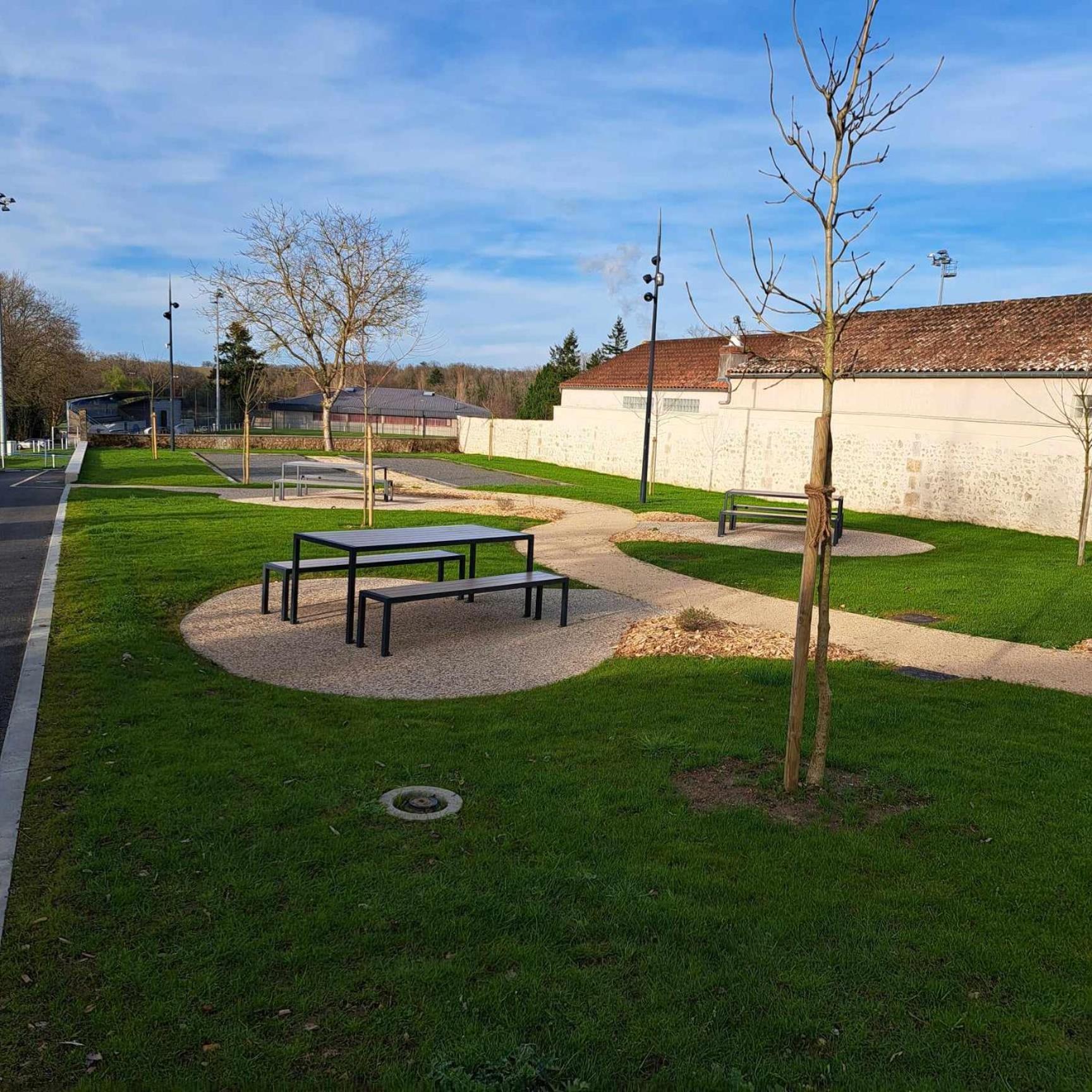 Hôtel Les Deux Porches Verrieres (Charente) Exterior foto